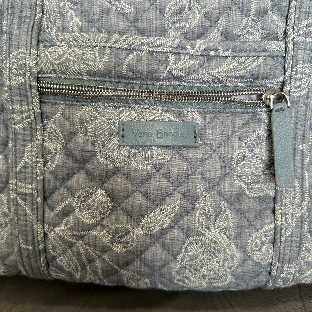 VERA BRADLEY ICONIC VERA TOTE PARK LACE - Picture 3 of 8